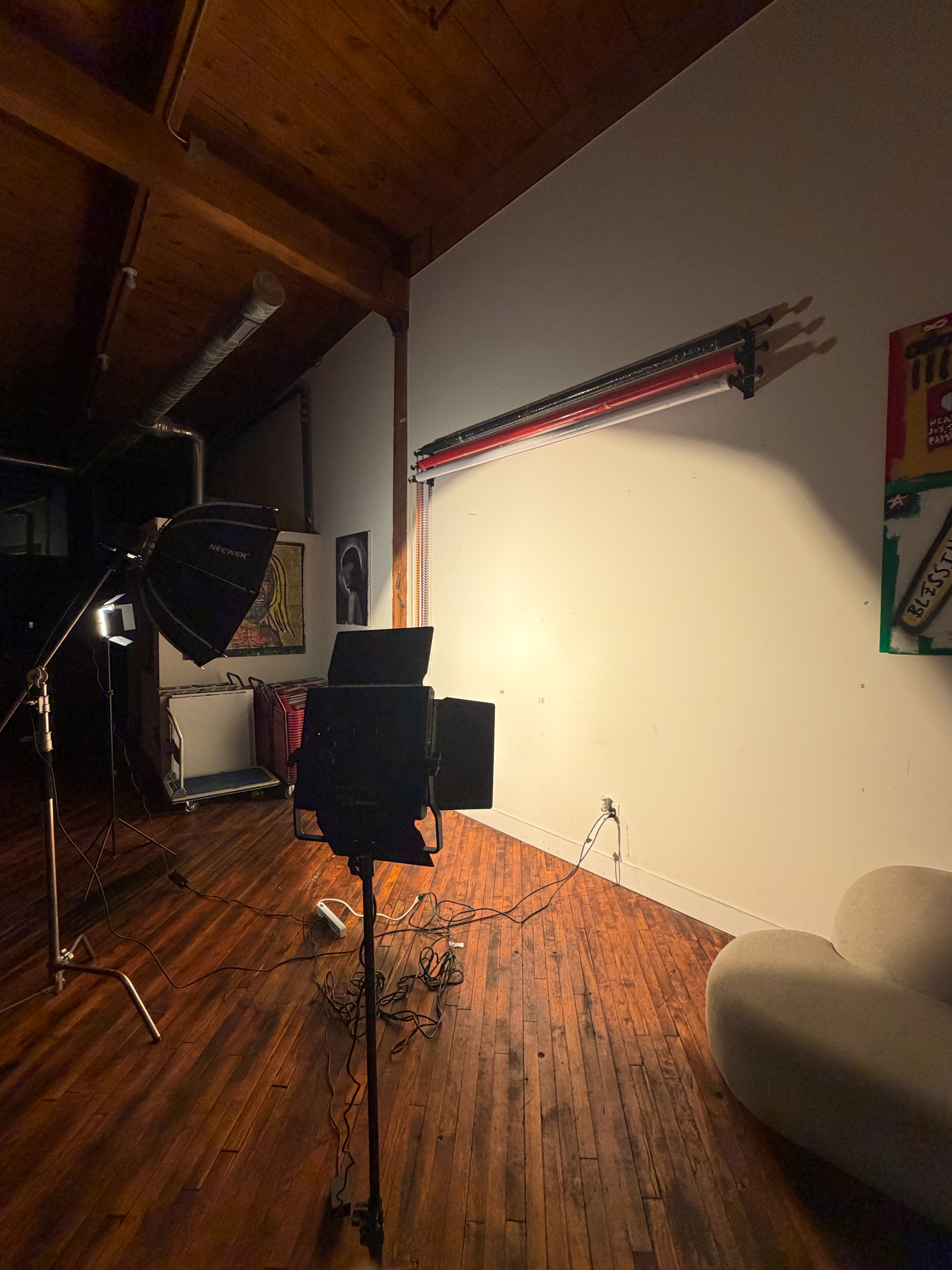 Photo studio lighting setup